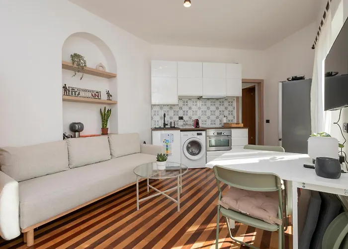I-host Aparment - Ausonio 16 Mono Appartamento